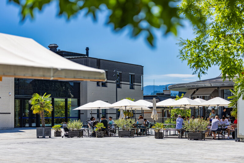 2-spalten Lage und Umgebung